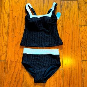 NWT- XS, cute, flattering Lands End Tankini- never worn!